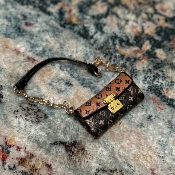 Authentic Loyalty from Big Into Energy Labubu - Picture 4 of 4